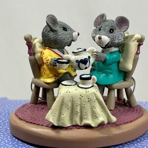 Hallmark Tender Touches Times to Cherish Mice at Tea‎ Party Figurine 1988